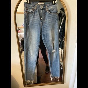 Wedgie Levi’s skinny jeans